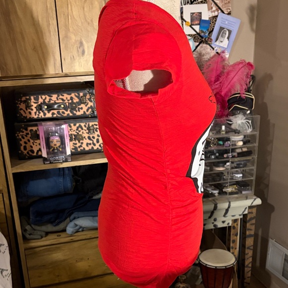 Red Future Thing Maternity Top - Small - Picture 2 of 4